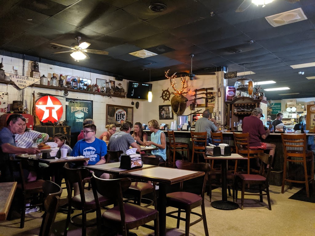 The Historic Klondyke Trading Post | restaurant | 100 Washington St, Vicksburg, MS 39183, USA | 6016384321 OR +1 601-638-4321