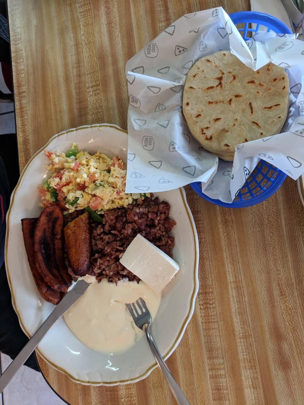 Pupuseria Comalapa | restaurant | 9427 Alondra Blvd, Bellflower, CA 90706, USA | 5628661033 OR +1 562-866-1033