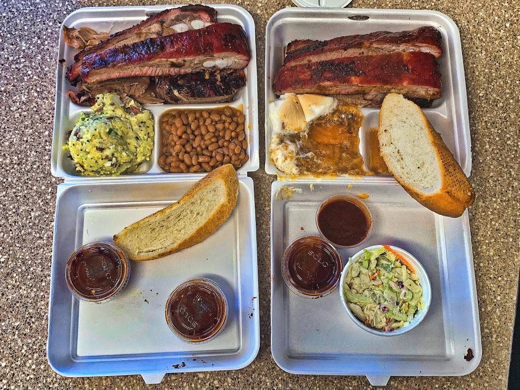 Walkers BBQ | restaurant | 10828 Hayne Blvd, New Orleans, LA 70127, USA | 5042418227 OR +1 504-241-8227