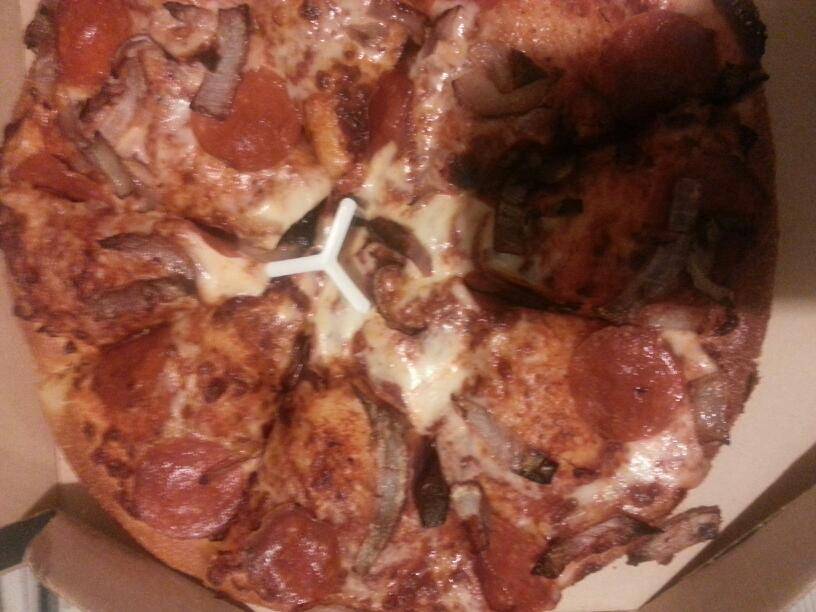 Pizza Hut | restaurant | 300 W Willow St, Long Beach, CA 90806, USA | 5629881711 OR +1 562-988-1711