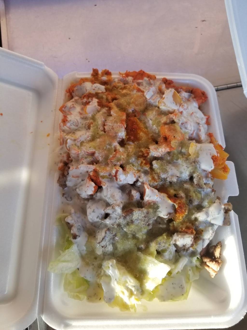 Shahs Halal Food | restaurant | 14th Ave & 132nd St, College Point, NY 11356, USA | 3473810411 OR +1 347-381-0411