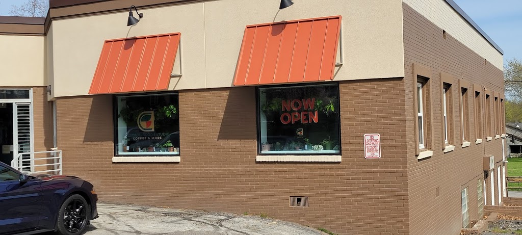 Common Goods Studio | cafe | 2000 Canfield Rd, Youngstown, OH 44511, USA | 2342289760 OR +1 234-228-9760