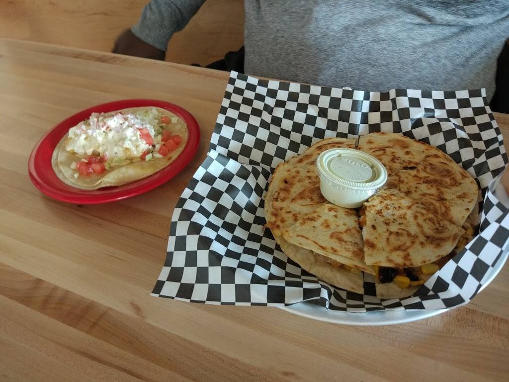 Howling Wolf Express | restaurant | 550 Turnpike St, North Andover, MA 01845, USA | 9782081701 OR +1 978-208-1701