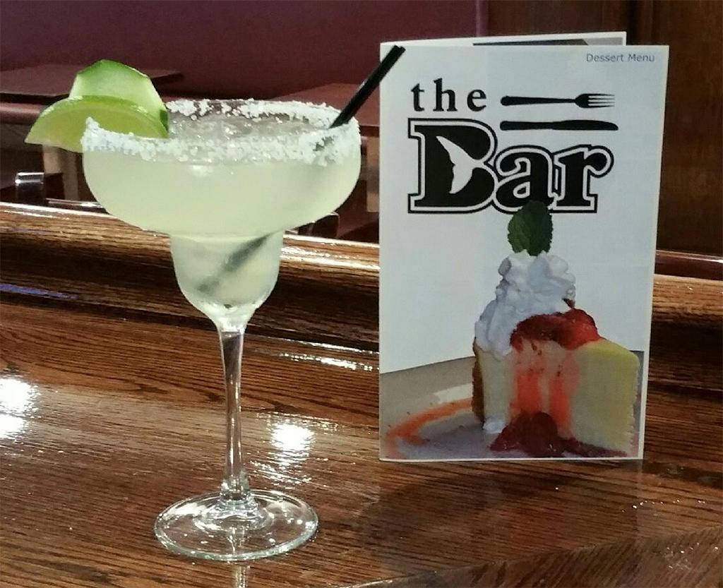The Bar | restaurant | 266 Dartmouth St, New Bedford, MA 02740, USA | 7749927588 OR +1 774-992-7588