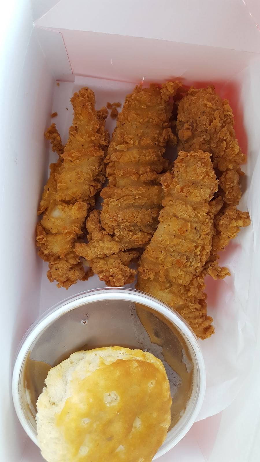 Long John Silvers | restaurant | 908 Loucks Rd, York, PA 17404, USA | 7178483830 OR +1 717-848-3830