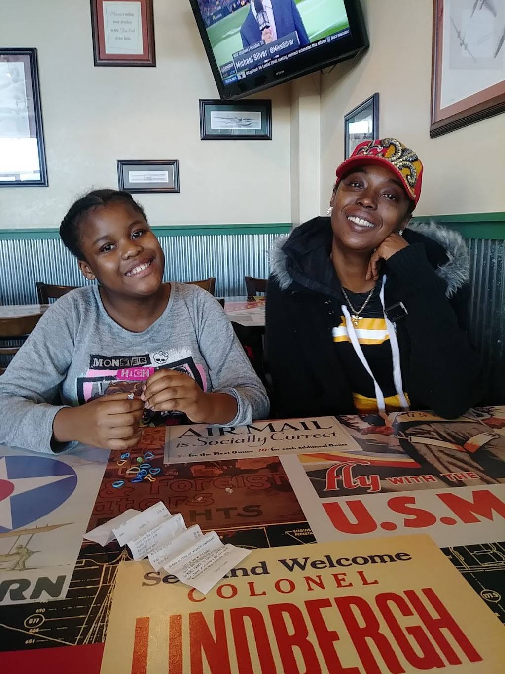 Wingstop | meal takeaway | 2086 S, Miller Park Way, West Milwaukee, WI 53219, USA | 4146499464 OR +1 414-649-9464