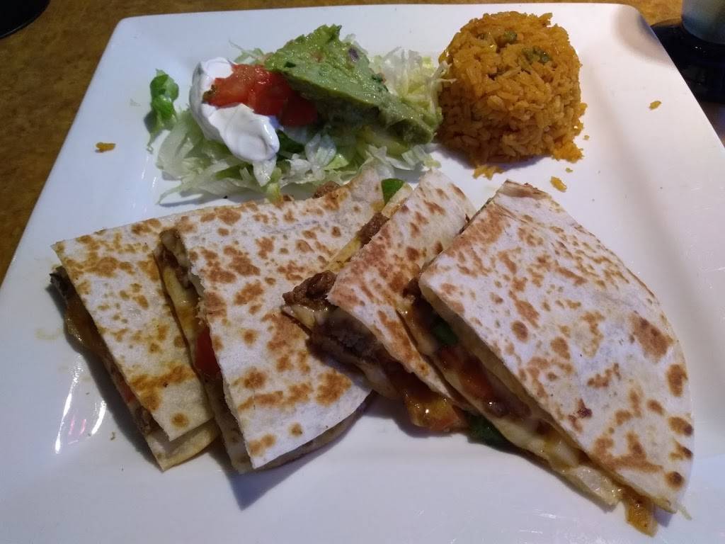 Margarita City | restaurant | 8201 S Howell Ave, Oak Creek, WI 53154, USA | 4145745144 OR +1 414-574-5144