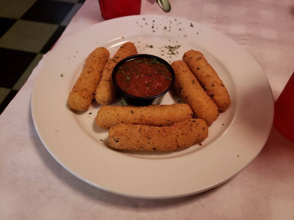 Pizanos Pizza & Pasta | restaurant | 61 E Madison St, Chicago, IL 60603, USA | 3122361777 OR +1 312-236-1777