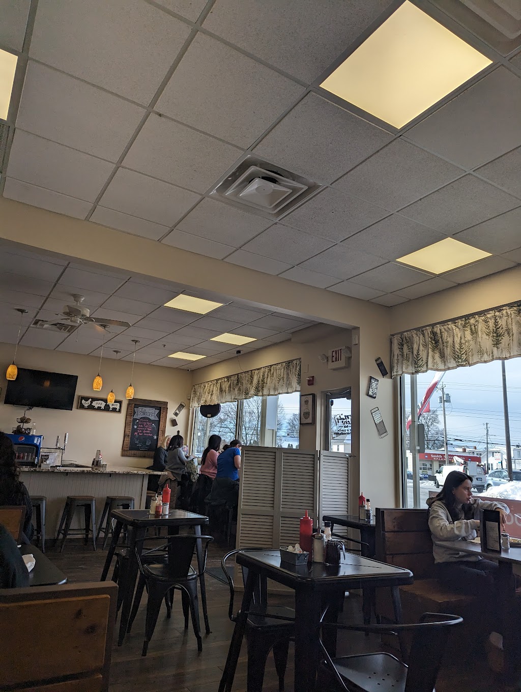 The Rhody Hen Cafe North Providence | restaurant | 1525 Smith St, North Providence, RI 02911, USA | 4018547798 OR +1 401-854-7798