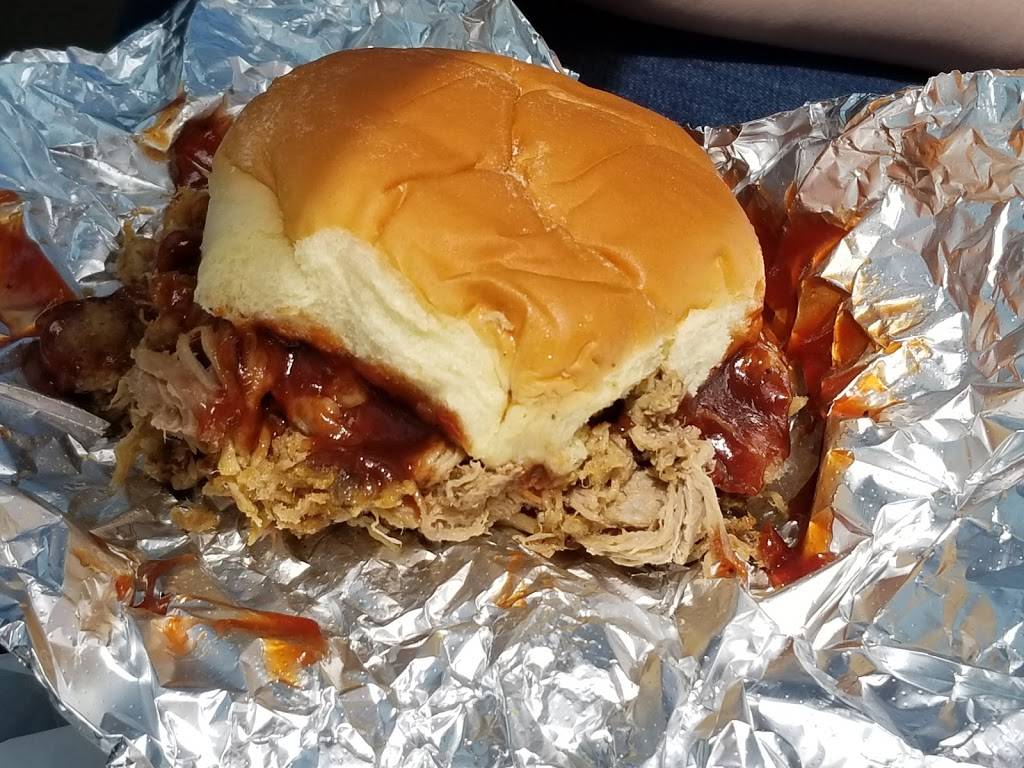 Kretzschys BBQ & Cajun | restaurant | 604 S Unionville Rd, Sebewaing, MI 48759, USA | 9899751373 OR +1 989-975-1373