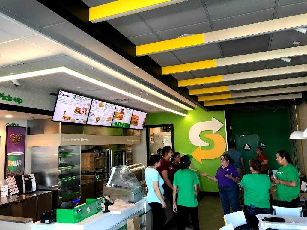 Subway | restaurant | 5805 Silver Creek Valley Rd Suite 20, San Jose, CA 95138, USA | 4088094436 OR +1 408-809-4436