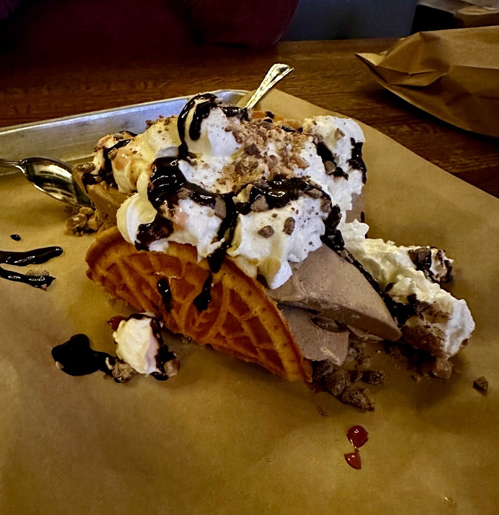 Zias Social | restaurant | 6158 N Northwest Hwy, Chicago, IL 60631, USA | 7737750808 OR +1 773-775-0808