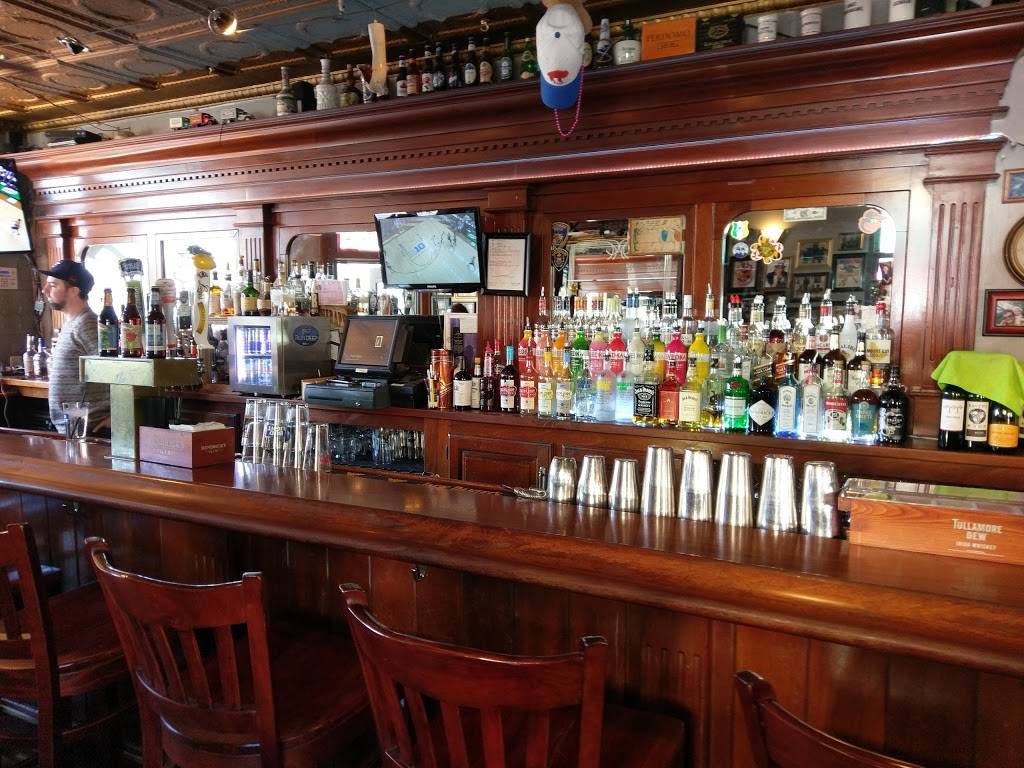 Speakeasy Saloon & Dining House | restaurant | 4818, 2840 ODonnell St, Baltimore, MD 21224, USA | 4102762977 OR +1 410-276-2977