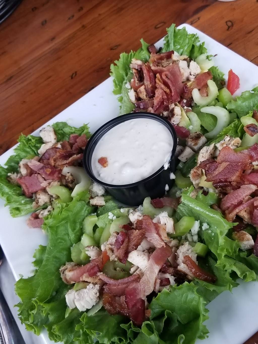 Greenes Pour House | restaurant | 134 W Wisconsin Ave, Neenah, WI 54956, USA | 9204861049 OR +1 920-486-1049