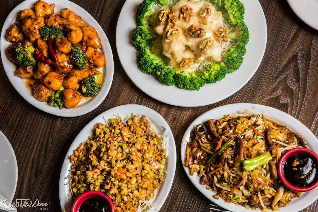 Singing Pandas Asian Restaurant & Bar | restaurant | 757 E Chandler Blvd, Chandler, AZ 85225, USA | 4807775050 OR +1 480-777-5050