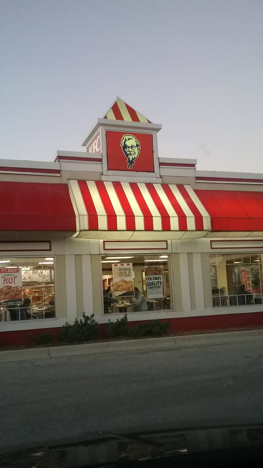 KFC | restaurant | 3102 College Ave, Ruskin, FL 33570, USA | 8136413707 OR +1 813-641-3707