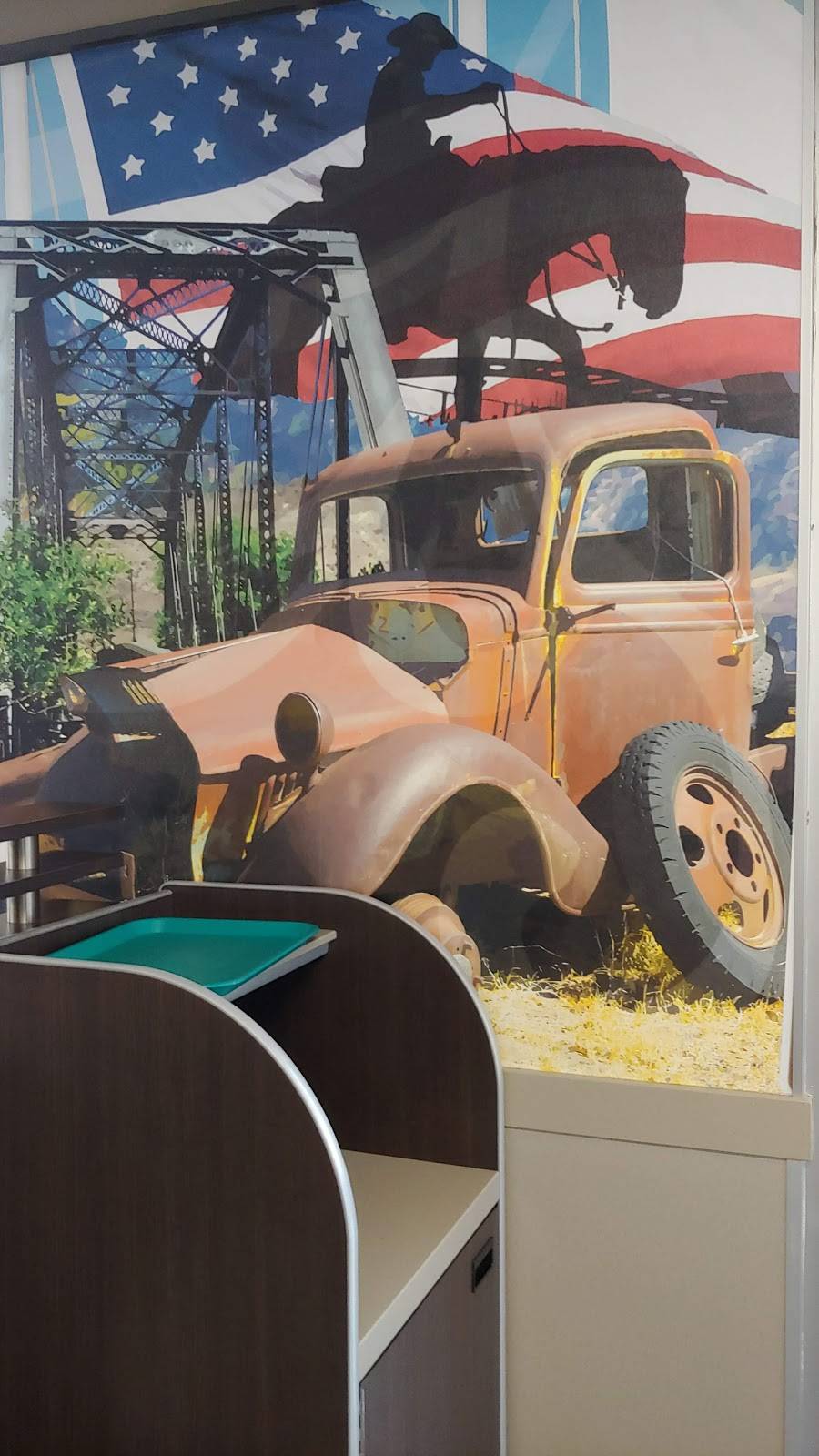 Carls Jr. | restaurant | 18741 Vía Princessa, Santa Clarita, CA 91387, USA | 6612514787 OR +1 661-251-4787