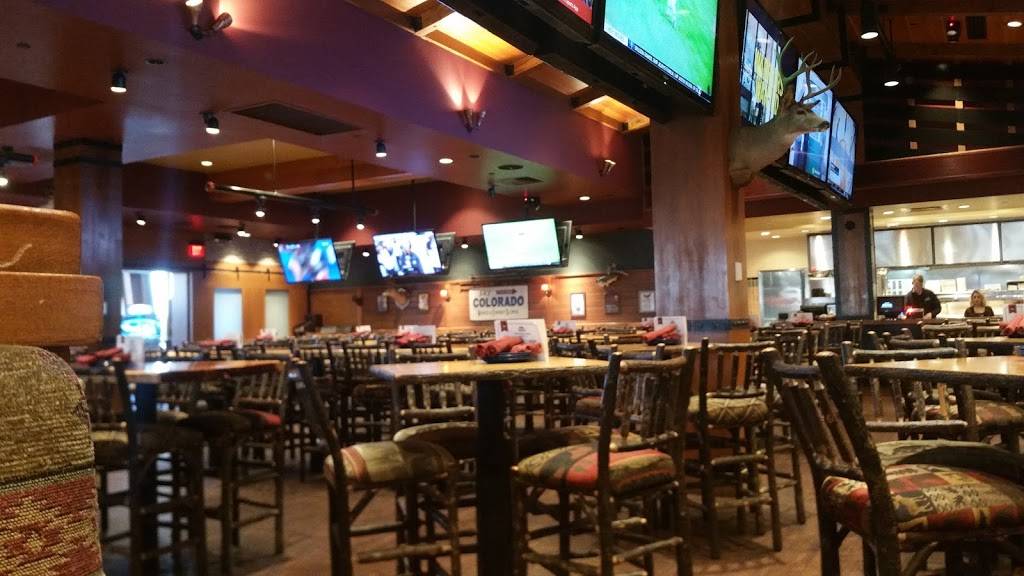 Twin Peaks Wheeling | restaurant | 781 N Milwaukee Ave, Wheeling, IL 60090, USA | 8474594049 OR +1 847-459-4049