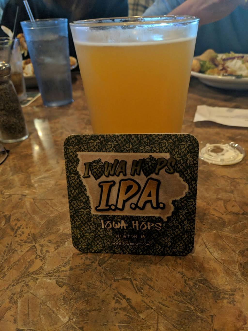 Okoboji Grill | restaurant | 1425 W 19th St S, Newton, IA 50208, USA | 6417921023 OR +1 641-792-1023