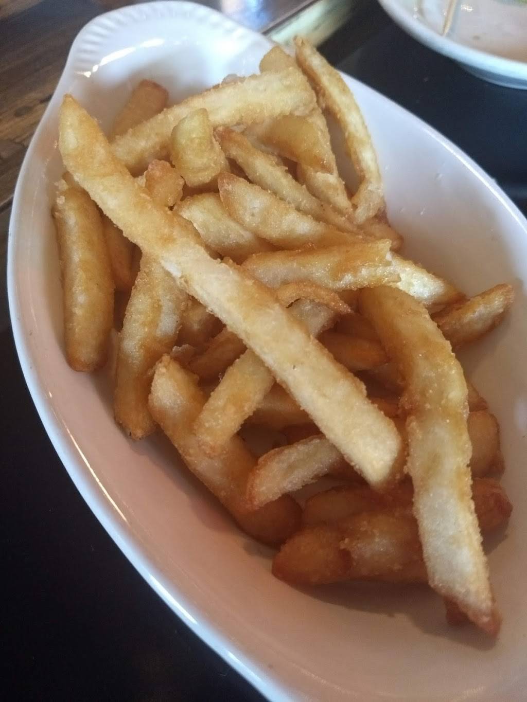 Triskeles | restaurant | 1801 S 3rd St, Milwaukee, WI 53204, USA | 4148375950 OR +1 414-837-5950