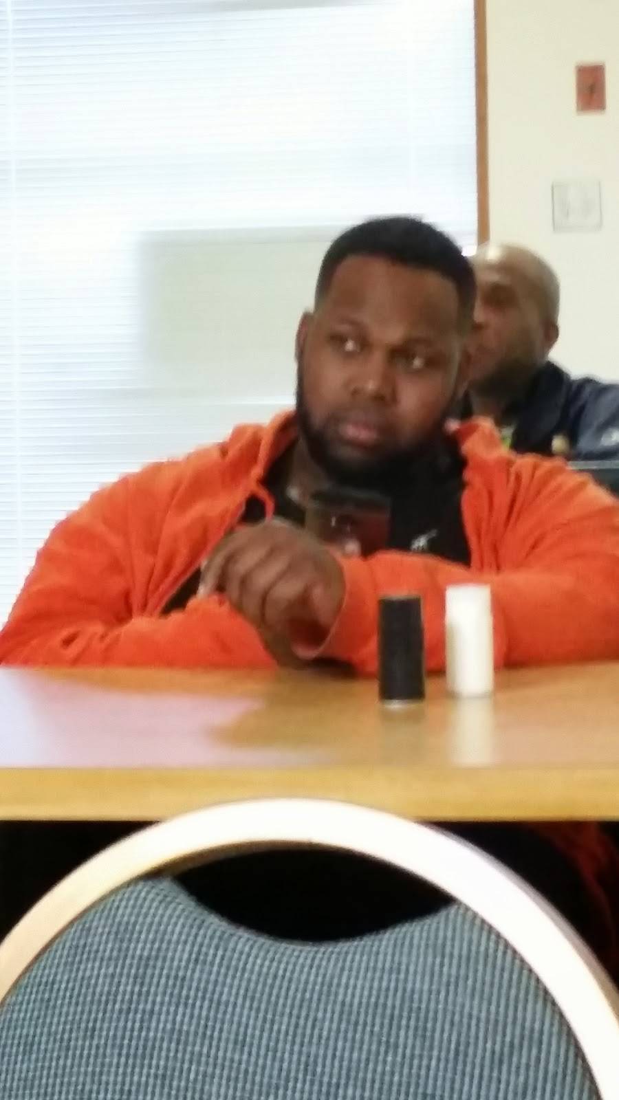 Carlos Soul Food | restaurant | 2912 Church St, Norfolk, VA 23504, USA | 7576253333 OR +1 757-625-3333