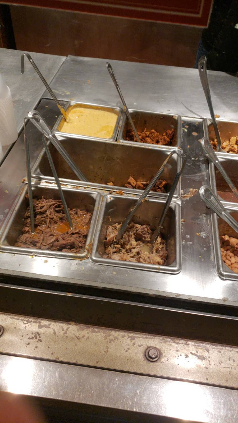 Chipotle Mexican Grill | restaurant | 515 N Hillside St, Wichita, KS 67214, USA | 3166126931 OR +1 316-612-6931