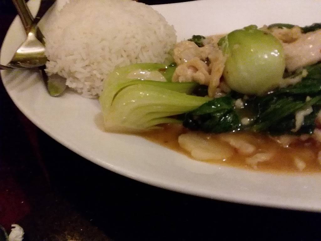 Thai Basil | restaurant | 7456 S Simms St, Littleton, CO 80127, USA | 7209228888 OR +1 720-922-8888