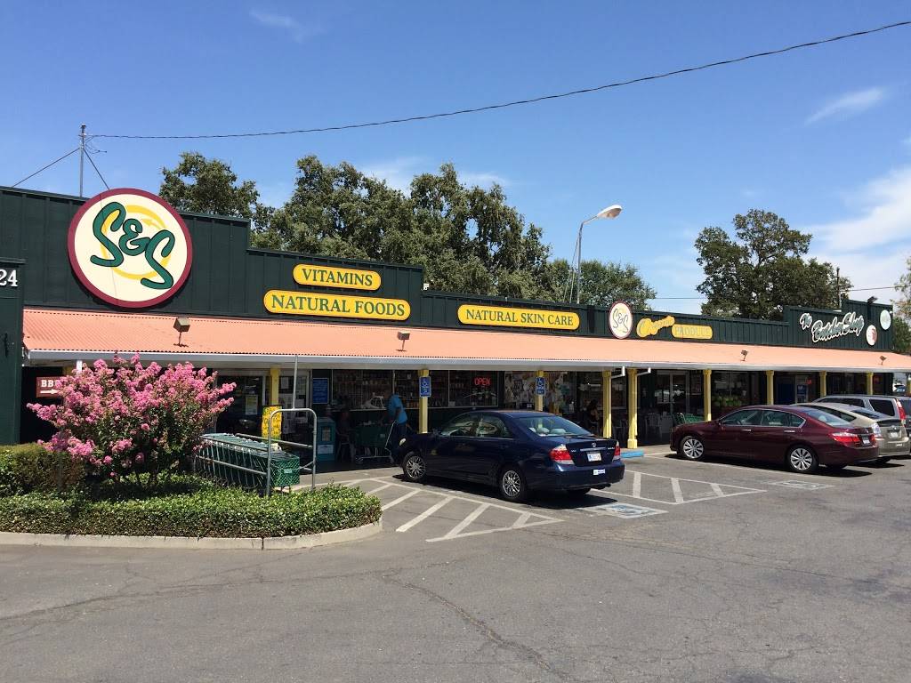 S&S Organic Produce and Natural Foods | restaurant | 1924 Mangrove Ave, Chico, CA 95926, USA | 5303434930 OR +1 530-343-4930