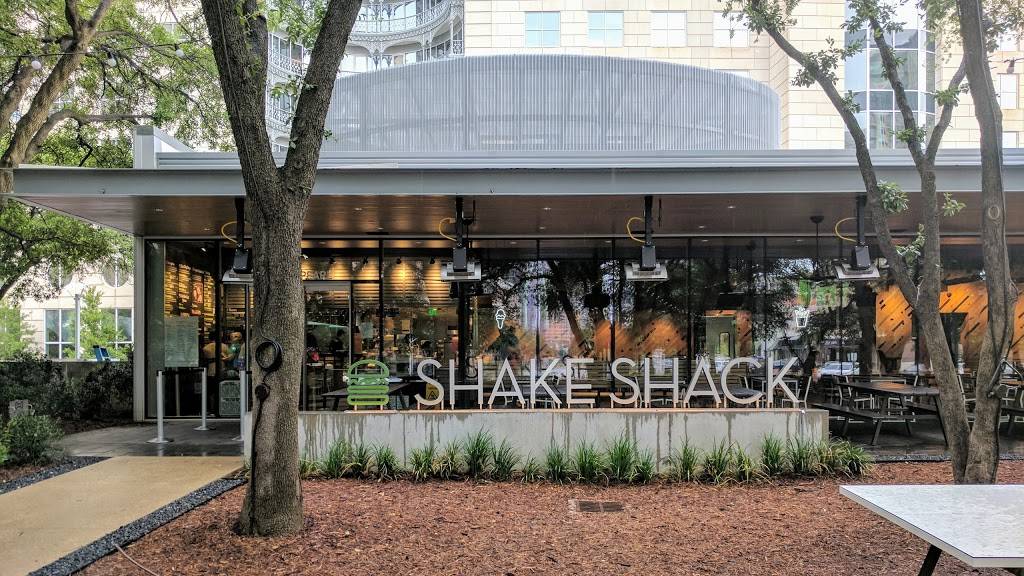 Shake Shack | restaurant | 2500 N Pearl St, Dallas, TX 75201, USA | 2149831023 OR +1 214-983-1023