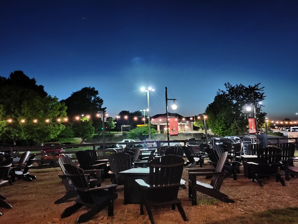 Wild Wing Cafe | restaurant | 8760 J M Keynes Dr, Charlotte, NC 28262, USA | 7043907443 OR +1 704-390-7443