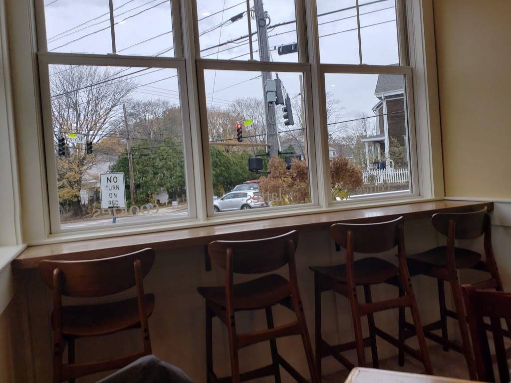 The Crooked Mile at Rosemont | restaurant | 428 Brighton Ave, Portland, ME 04102, USA | 2078356033 OR +1 207-835-6033