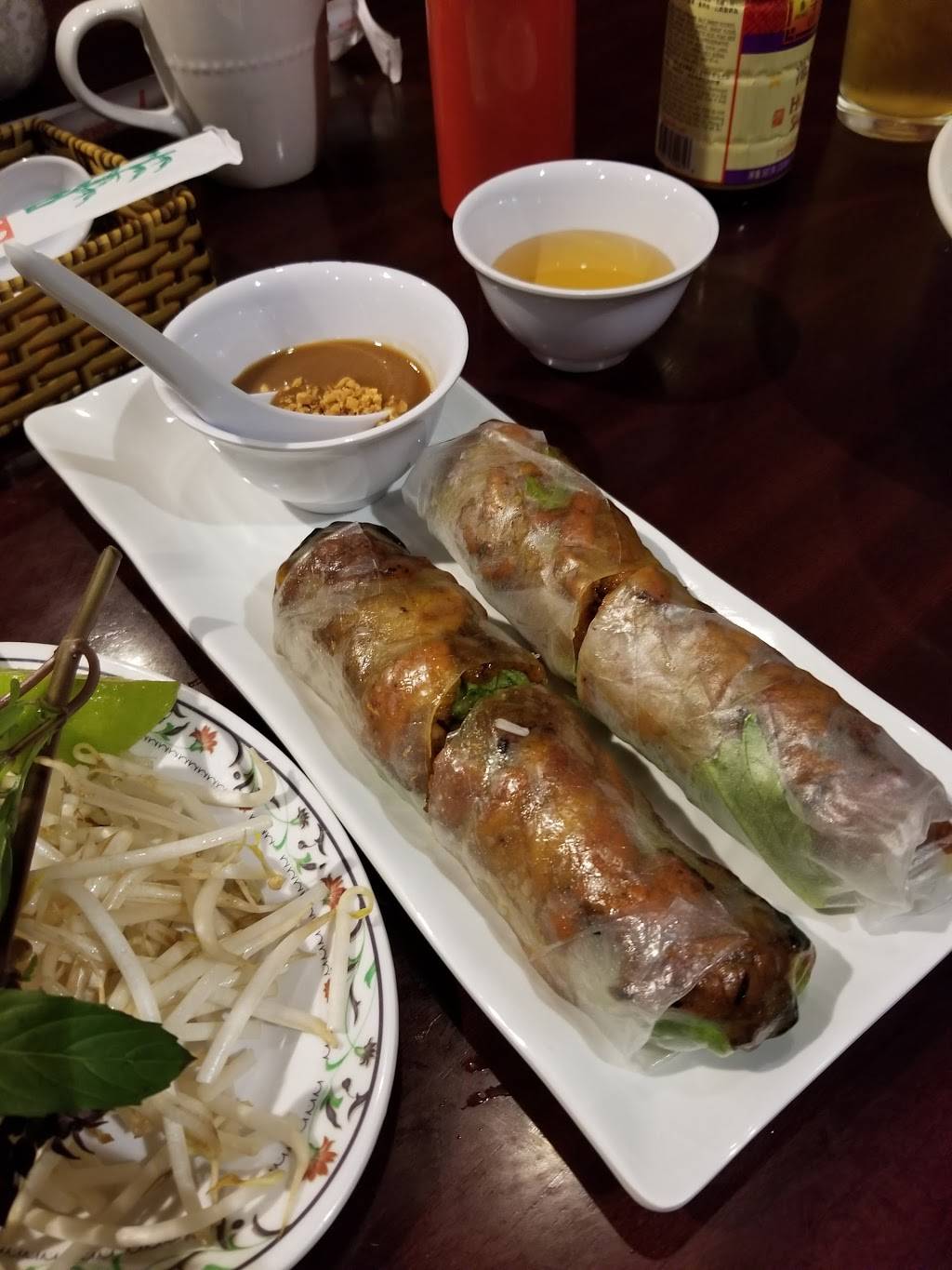 Pho Star Bowl | restaurant | 10051 Magnolia Ave, Riverside, CA 92503, USA | 9513529548 OR +1 951-352-9548