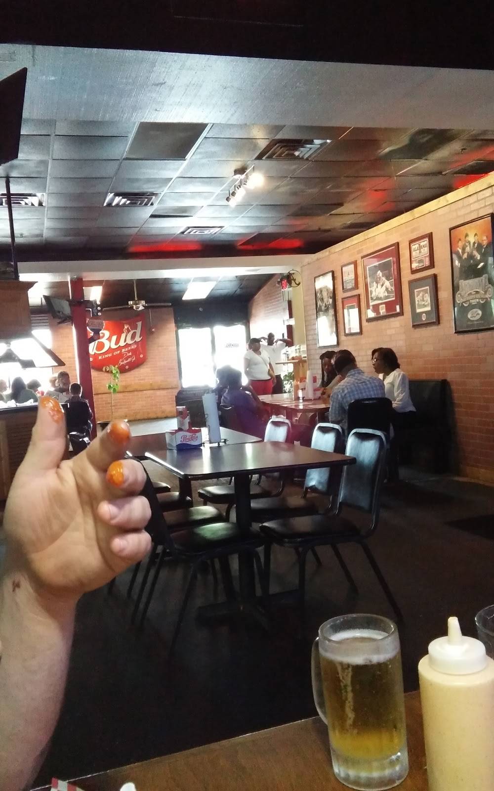 Jays sports grill | restaurant | 704 W Fort Williams St, Sylacauga, AL 35150, USA | 2562070700 OR +1 256-207-0700