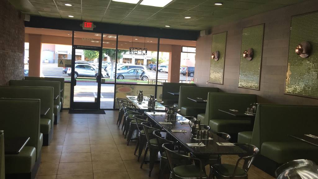 Chennai Tiffins Vegetarian Cuisine | restaurant | 21510 Victory Blvd, Woodland Hills, CA 91367, USA | 8188832345 OR +1 818-883-2345