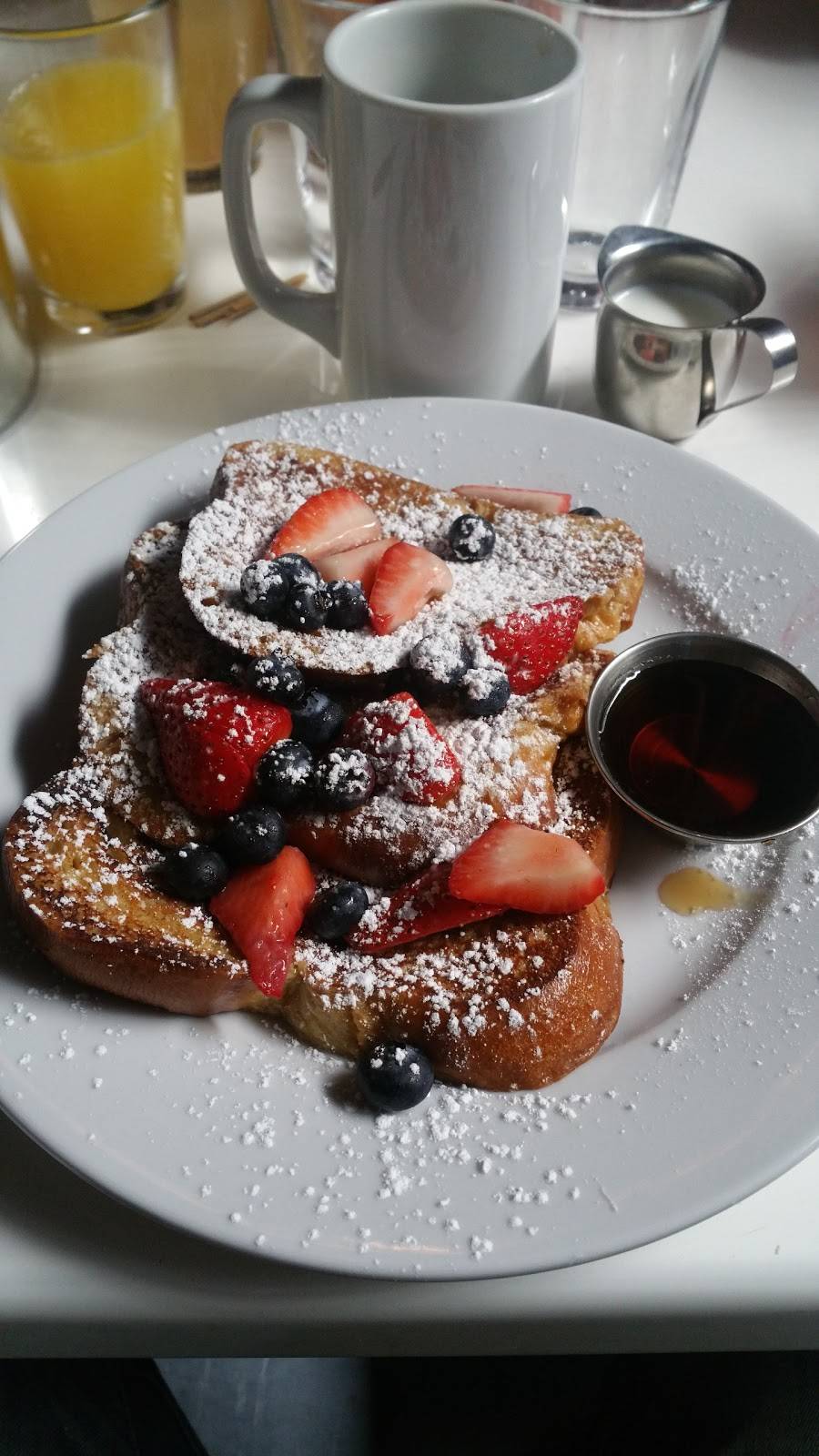 Randolph Beer WBURG | restaurant | 104 S 4th St, Brooklyn, NY 11249, USA | 6463833623 OR +1 646-383-3623