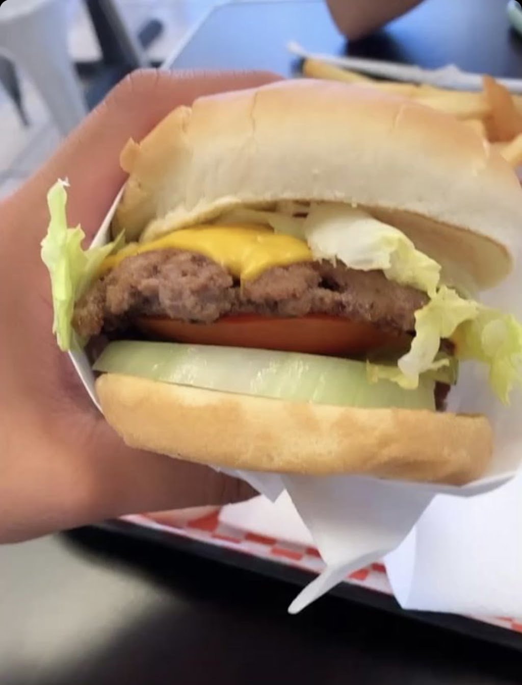 Charleys Burgers | restaurant | 16867 Arrow Blvd, Fontana, CA 92335, USA | 9094628710 OR +1 909-462-8710