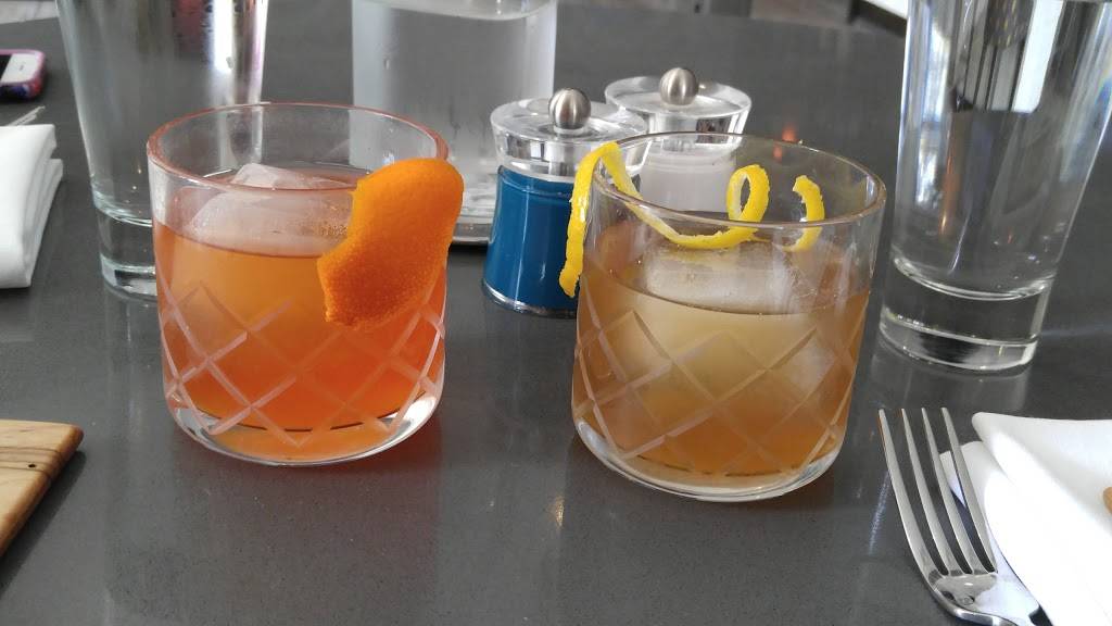 The Public House | restaurant | 2857 Paces Ferry Rd SE, Atlanta, GA 30339, USA | 7707791765 OR +1 770-779-1765