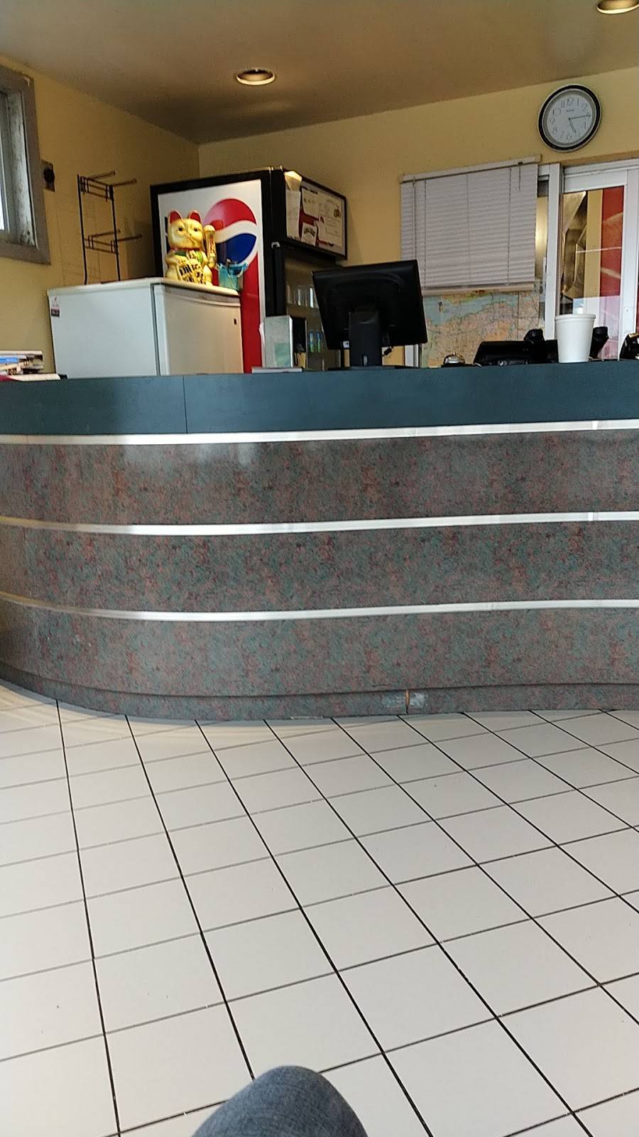 Cathay Restaurants | restaurant | 1423 Woodroffe Ave, Nepean, ON K2G 1V9, Canada | 6132282228 OR +1 613-228-2228