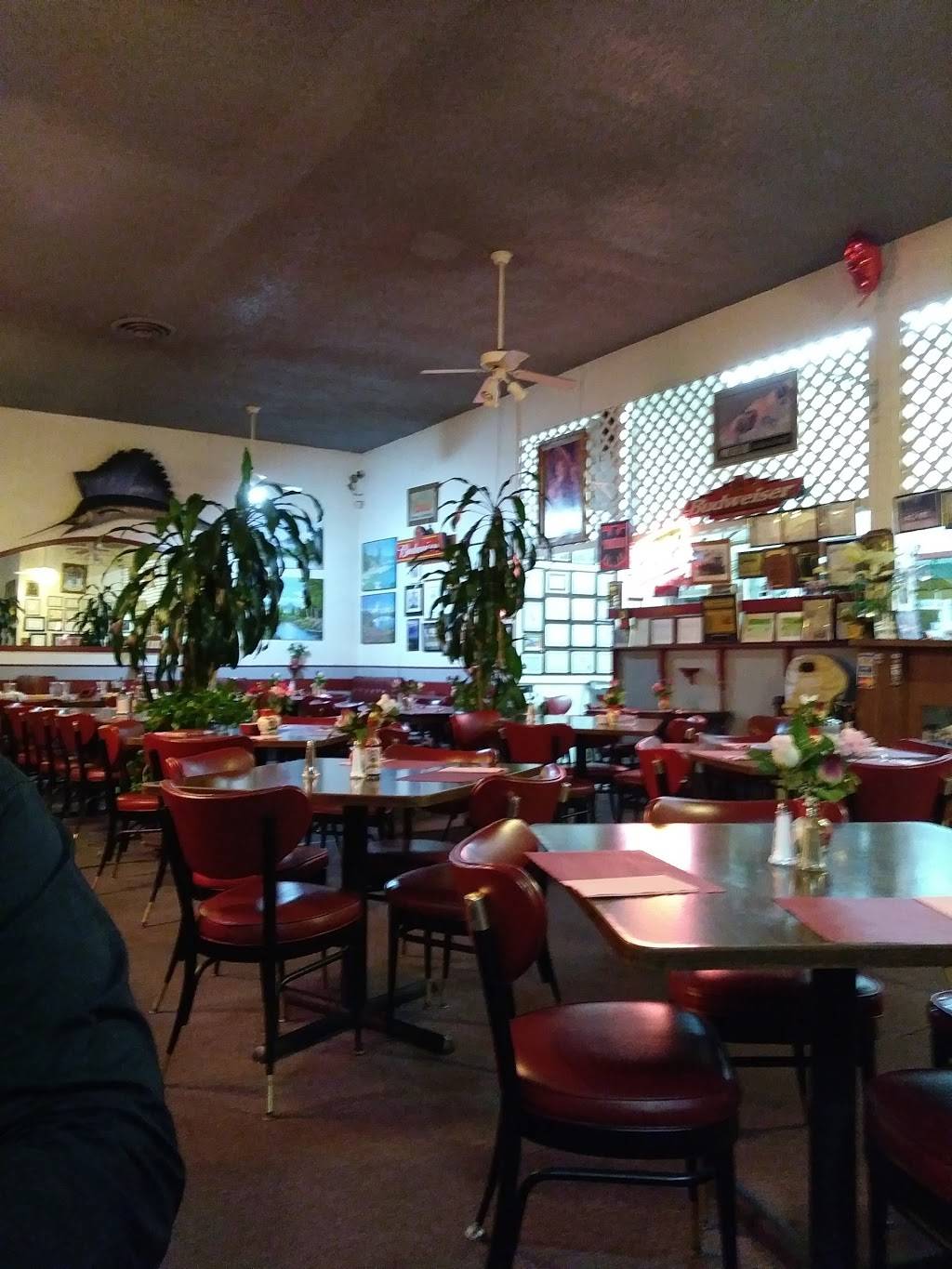 Familia Juarezs Restaurant | restaurant | 617 Paradise Rd, Modesto, CA 95351, USA | 2095227937 OR +1 209-522-7937