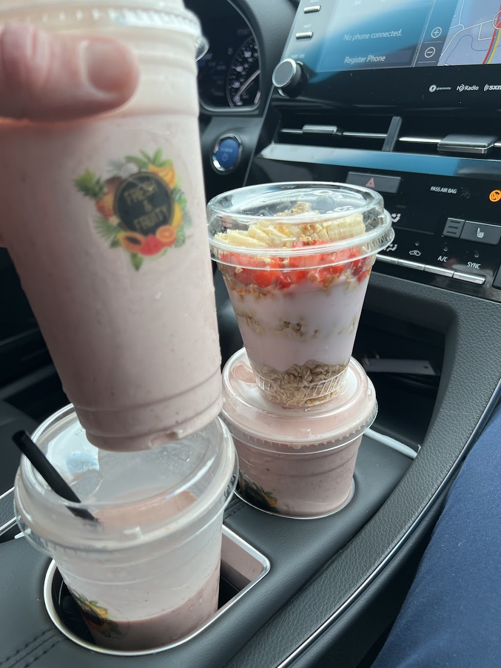 Fresh & Fruity | restaurant | 708 Hillsboro Blvd, Manchester, TN 37355, USA | 9319540822 OR +1 931-954-0822