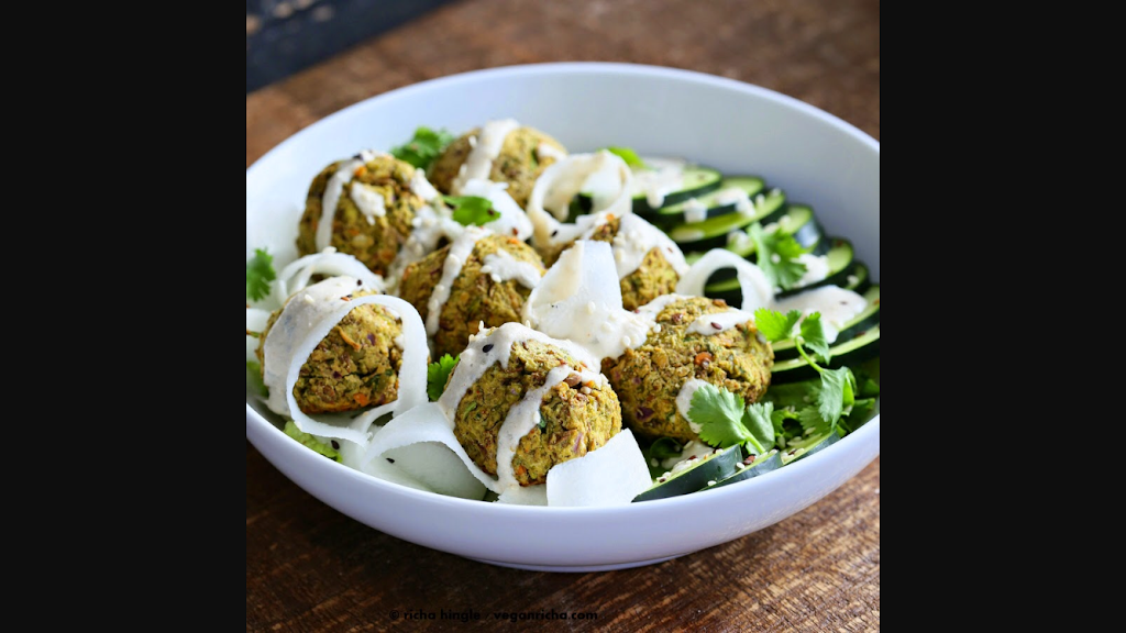 Royal Falalfel | restaurant | 401 Monroe Turnpike, Monroe, CT 06468, USA | 2035903550 OR +1 203-590-3550