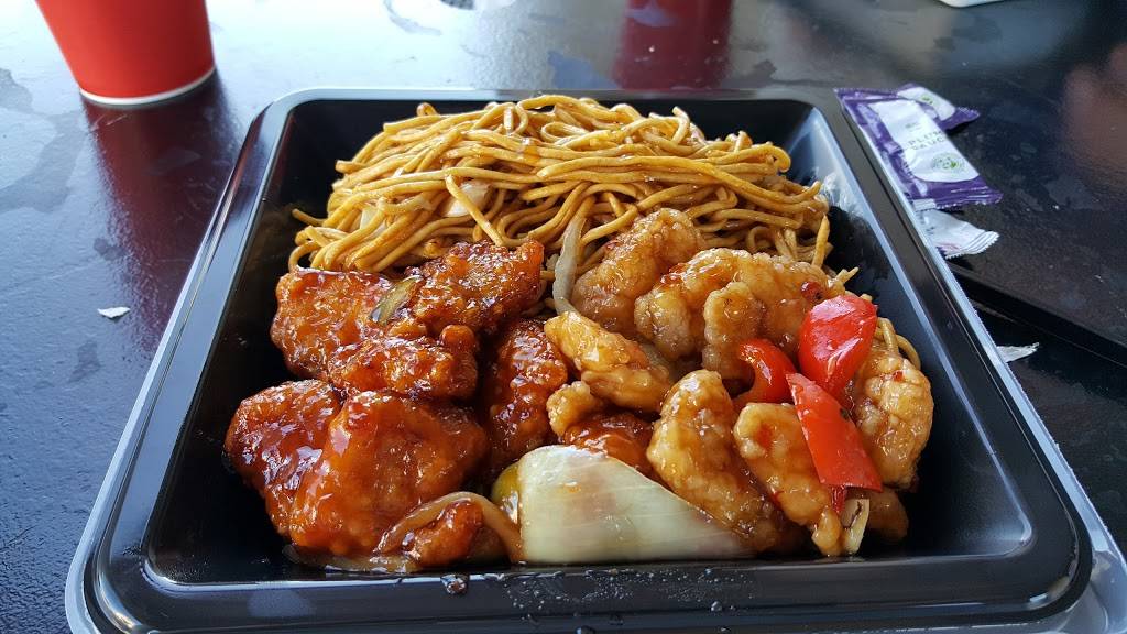 Panda Express | meal takeaway | 688 N Alafaya Trail, Orlando, FL 32828, USA | 4072826703 OR +1 407-282-6703