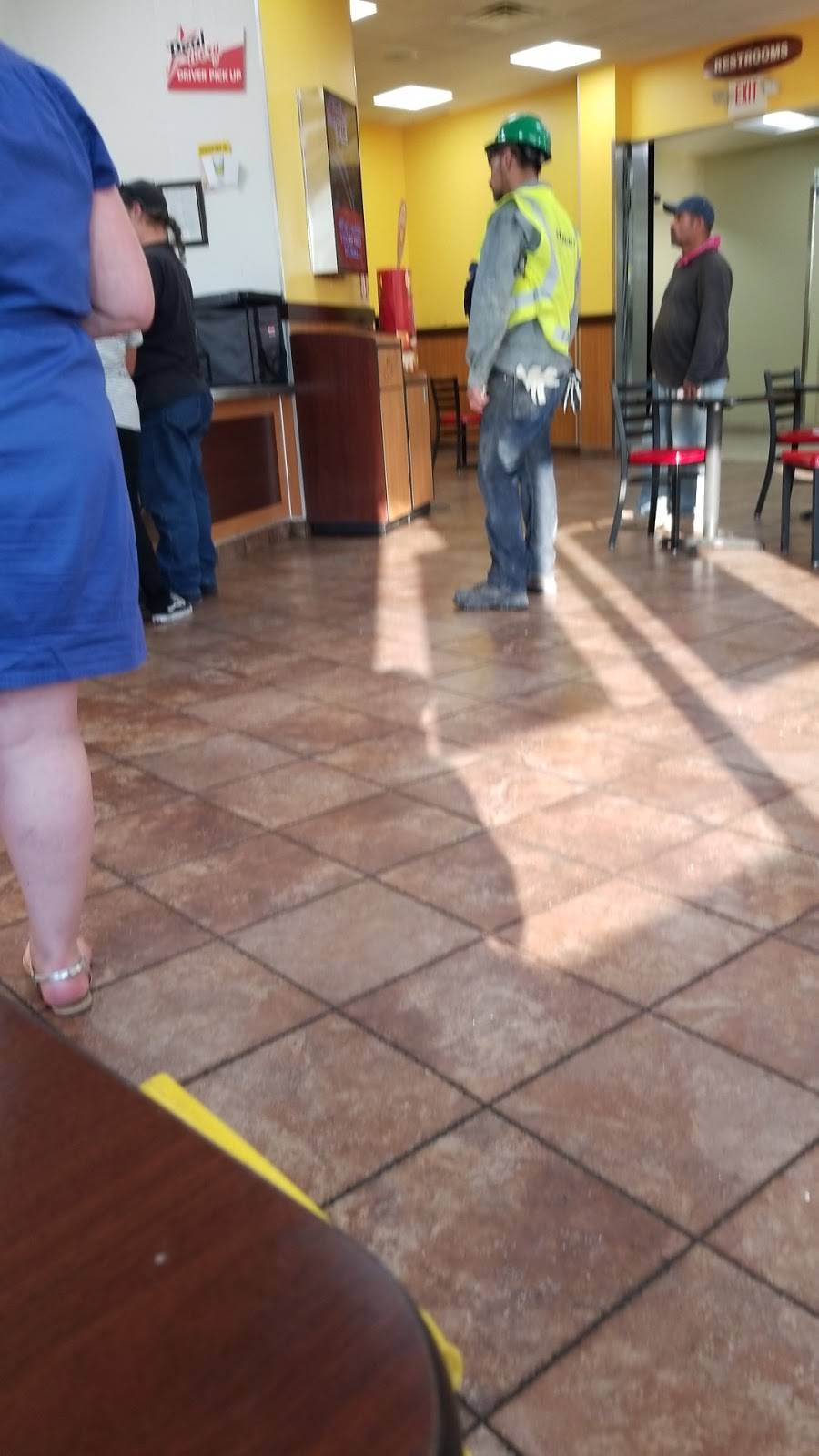 Churchs Chicken | restaurant | 2840 TX-1604 Loop, San Antonio, TX 78245, USA | 2106770360 OR +1 210-677-0360