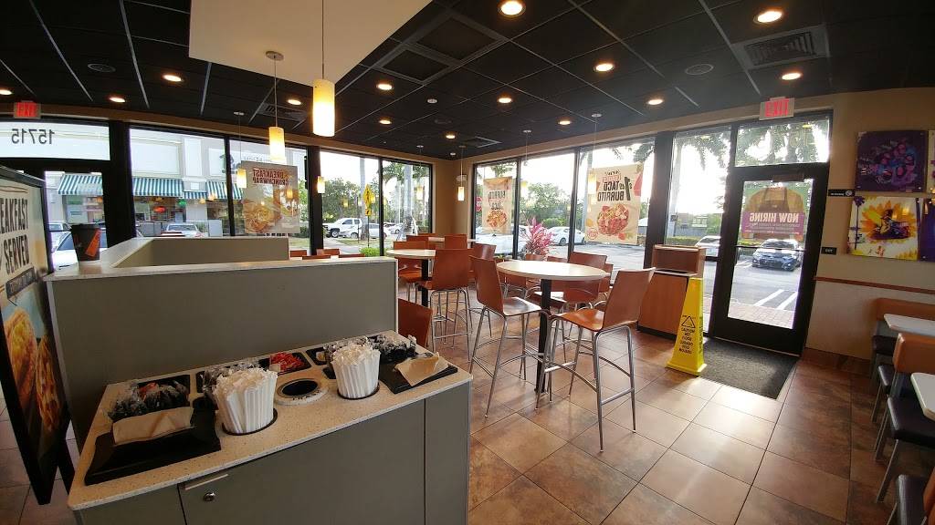 Taco Bell | meal takeaway | 15715 SW 72nd St, Miami, FL 33196, USA | 3053877117 OR +1 305-387-7117