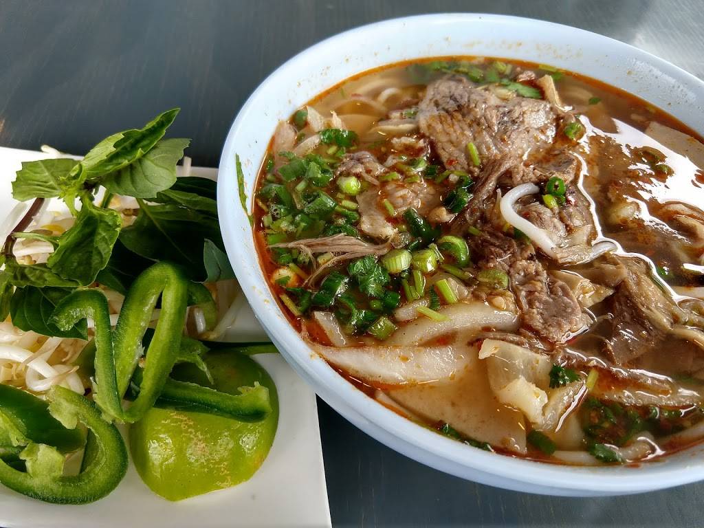 I ❤️ Pho | restaurant | 850 Maryland Ave E, St Paul, MN 55106, USA | 6516003724 OR +1 651-600-3724