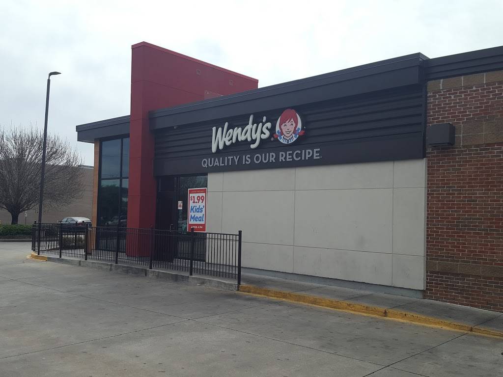 Wendys | restaurant | 1115 Stumpf Blvd, Gretna, LA 70053, USA | 5043568603 OR +1 504-356-8603