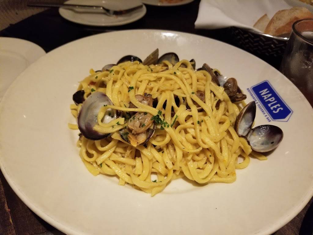 Napolini Pizzeria | restaurant | 1313 S Harbor Blvd, Anaheim, CA 92802, USA | 7147814565 OR +1 714-781-4565