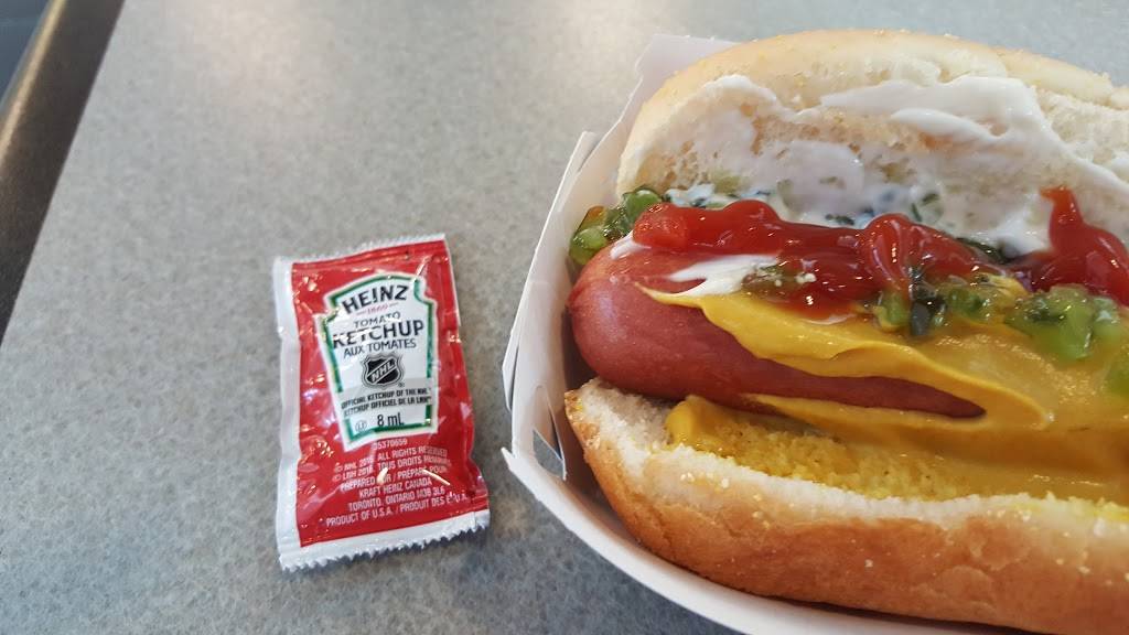 New York Fries - On Route Woodstock Travel Plaza | restaurant | 164-680 Hwy 401 Eastbound, Woodstock, ON N4S 7W8, Canada | 5194236300 OR +1 519-423-6300