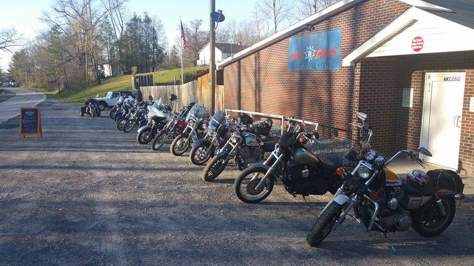 Dorsey’s Hog Tails | restaurant | 27301 Midland Trail, Hico, WV 25854, USA | 3046585590 OR +1 304-658-5590