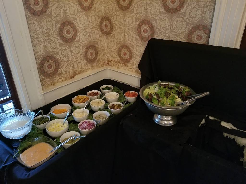 Grace Estate | restaurant | 1114 Broadway St, Minden, LA 71055, USA | 3186399595 OR +1 318-639-9595